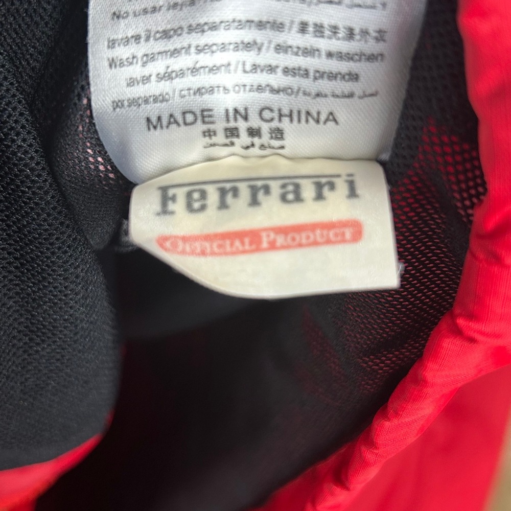 Ferrari Mens Red Hooded Windbreaker Jacket Scuderia F1 Racing Mesh Lined Size M - Picture 7 of 12